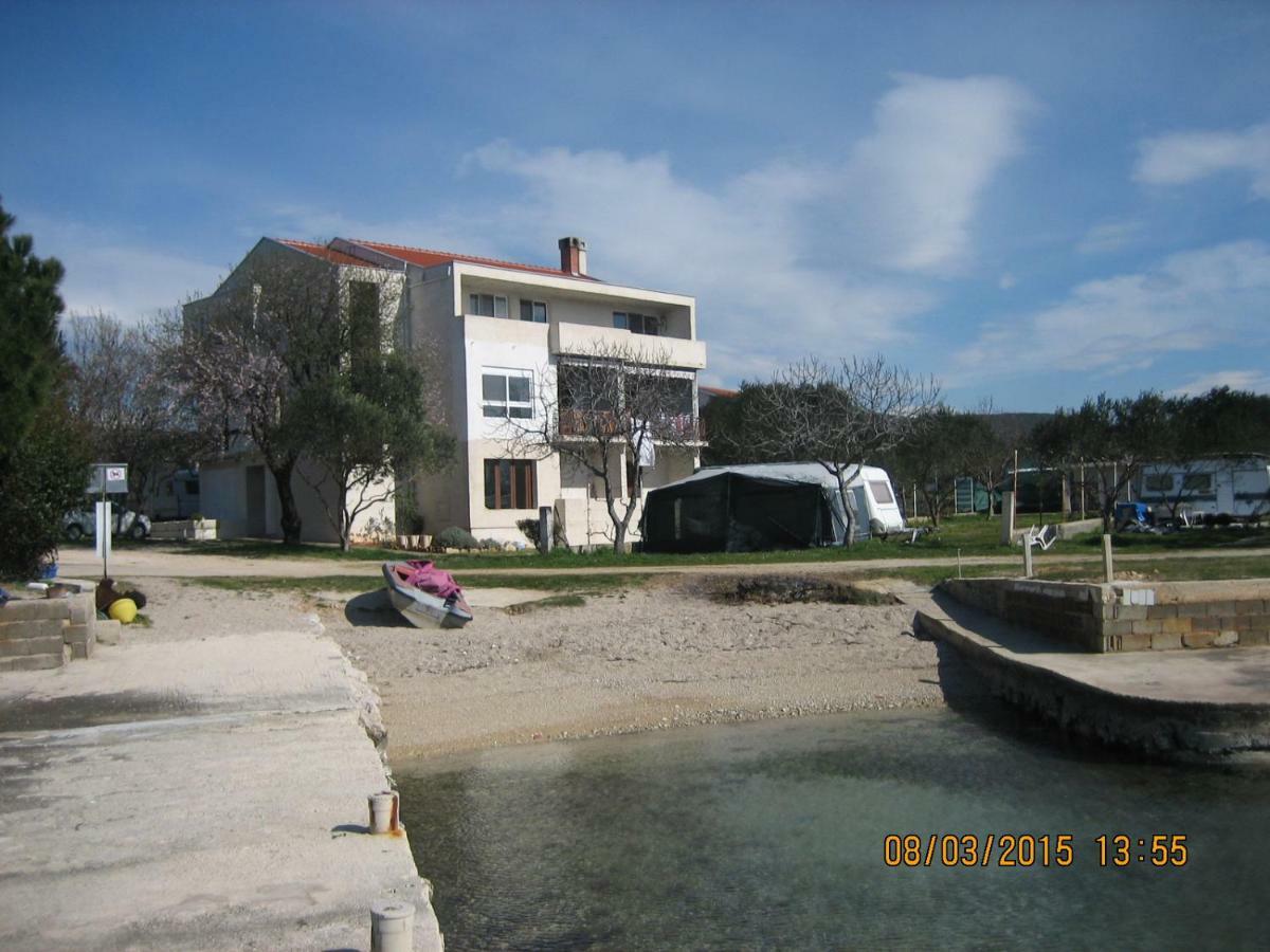 Ferienwohnung Crancina Sveti Filip i Jakov Exterior foto