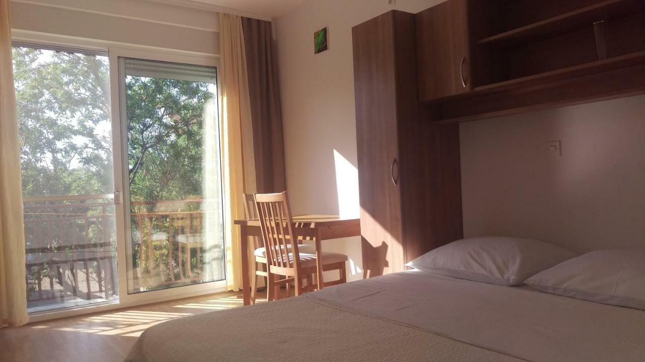 Ferienwohnung Crancina Sveti Filip i Jakov Exterior foto